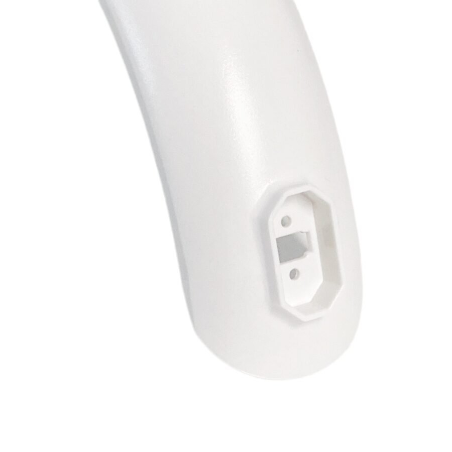 Guardabarros de 4 agujeros con gancho (Blanco)